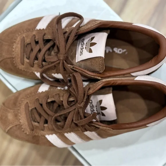 Adidas BRMD Brown Sneakers with Sandy Pink Stripes - Picture 9 of 12